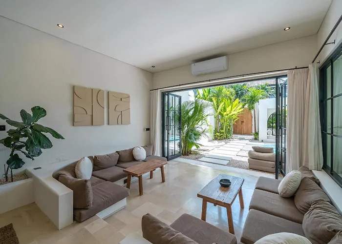 Ania - 2br Private Pool Tropical Pererenan Canggu